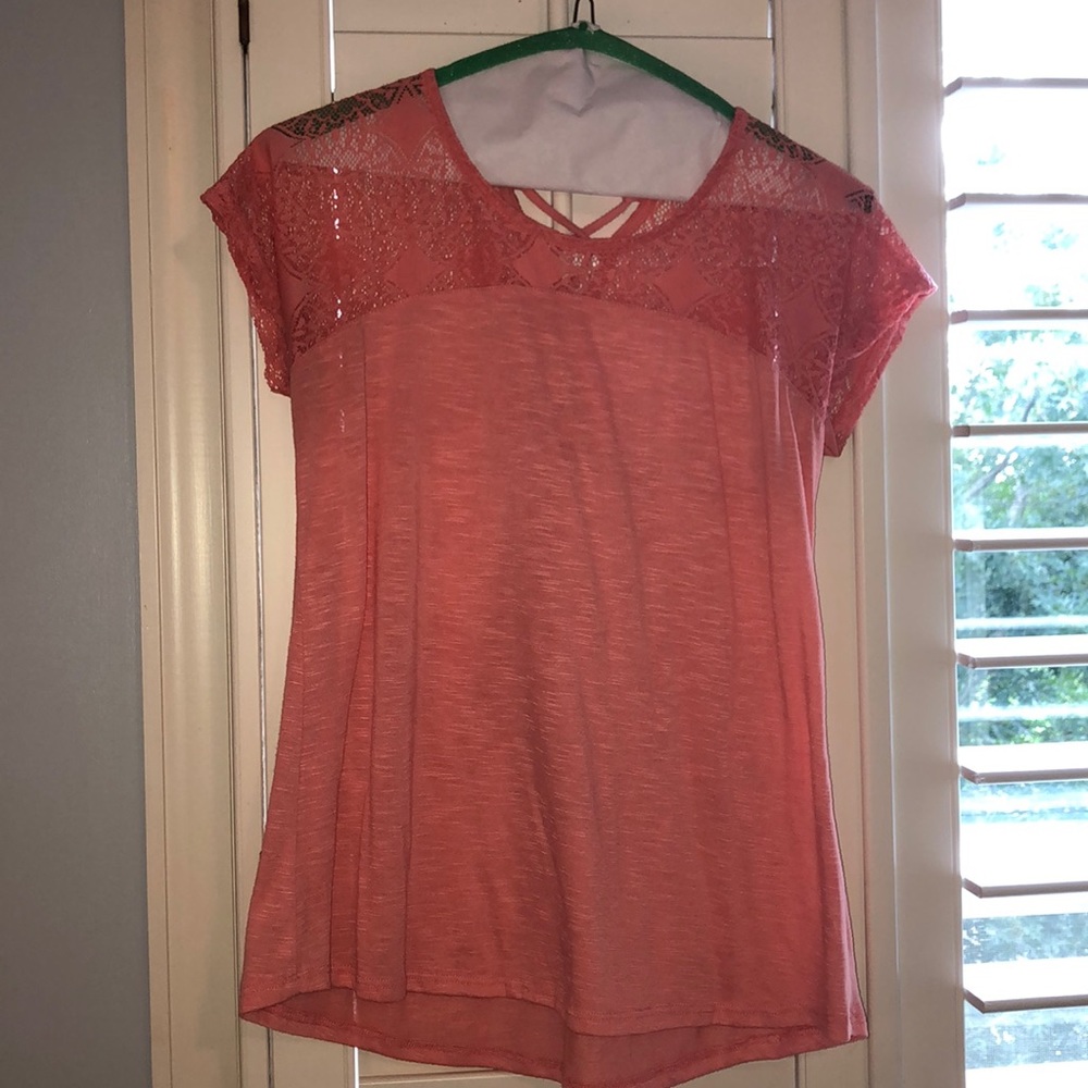 Small salmon colored top